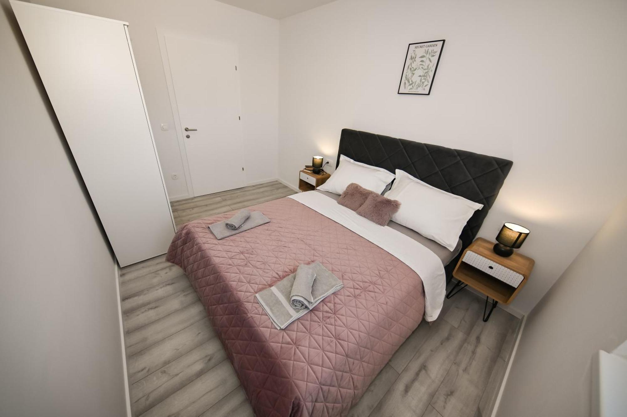 Veliki Apartman Petra Posedarje Habitación foto